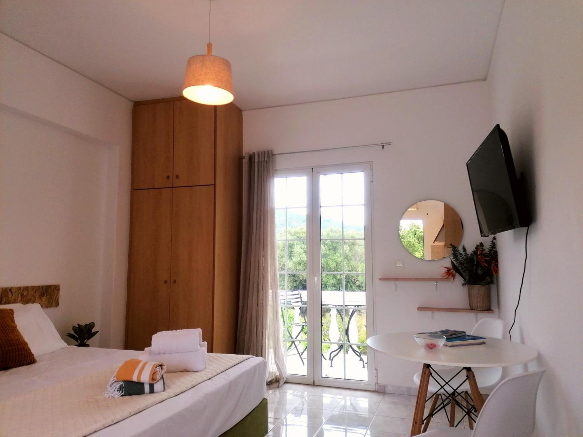 White House Studios & Apartments Argostóli Extérieur photo